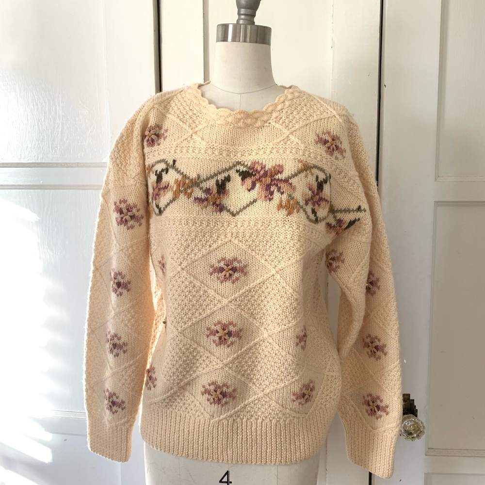 Vintage Beige Floral Knit Sweater